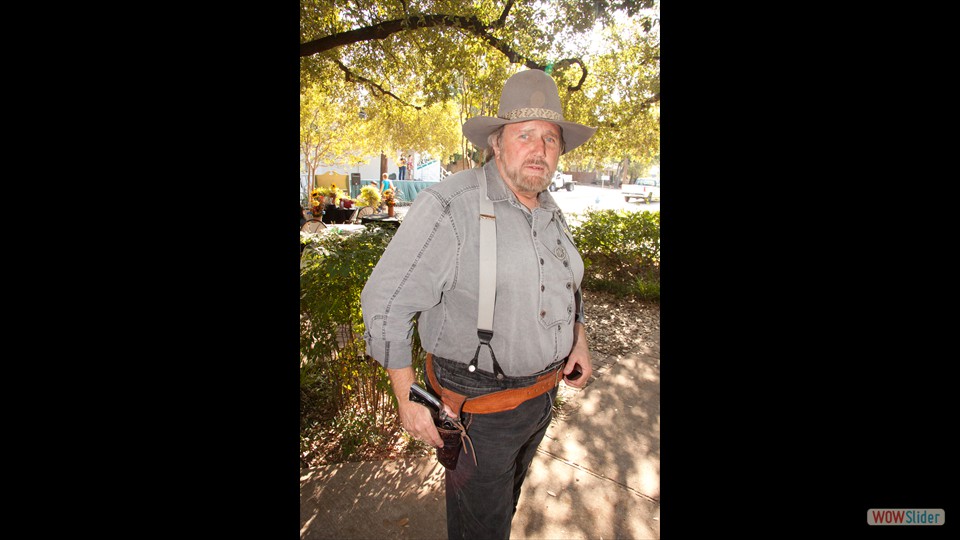 Re-Enactor